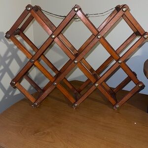 🍷Vintage Accordion Wine Rack 🍷